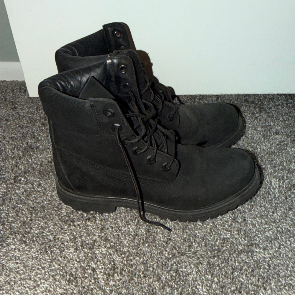 Women Black Timberland Boots